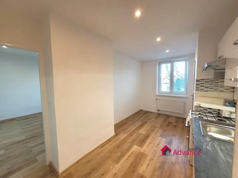 Pronájem bytu 1+1, Ostrava, U Hřiště, 44 m2