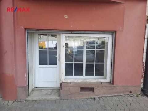Pronájem obchodního prostoru, Praha - Střešovice, Na Malovance, 26 m2