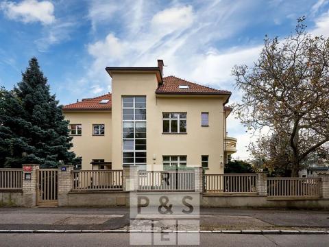 Pronájem bytu 1+kk, Praha - Dejvice, Komornická, 25 m2