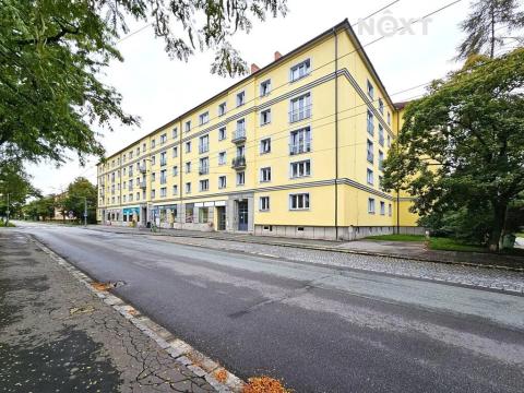 Pronájem bytu 2+1, Pardubice, náměstí Dukelských hrdinů, 58 m2