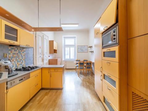 Pronájem bytu 3+1, Pardubice, Smilova, 106 m2
