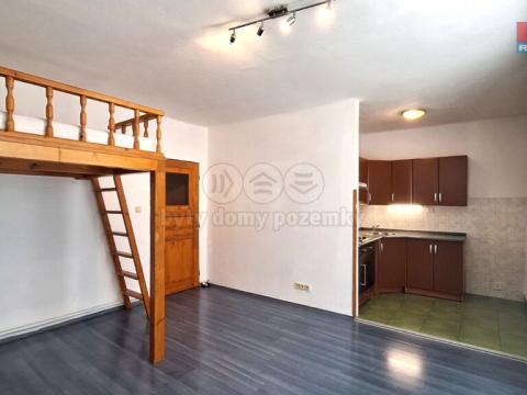 Pronájem bytu 1+kk, Česká Lípa, Vohradského, 37 m2