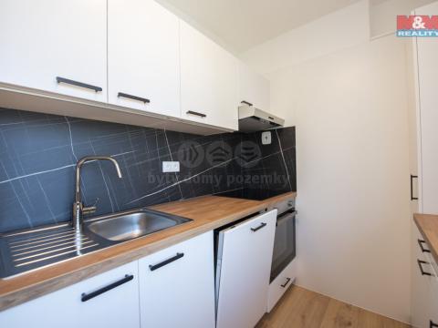 Pronájem bytu 3+1, Hořice, Pod Lipou, 69 m2