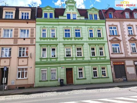 Prodej bytu 3+1, Karlovy Vary, Chebská, 69 m2