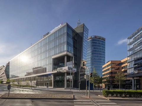 Pronájem kanceláře, Praha - Michle, Vyskočilova, 1000 m2
