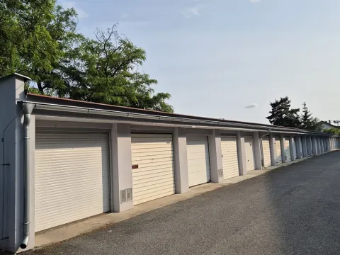 Pronájem garáže, Praha - Radotín, Týřovická, 17 m2