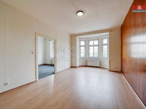 Prodej bytu 3+1, Plzeň - Jižní Předměstí, Klatovská třída, 105 m2