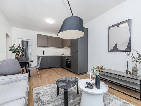 Prodej bytu 3+kk, Praha - Malešice, Počernická, 57 m2