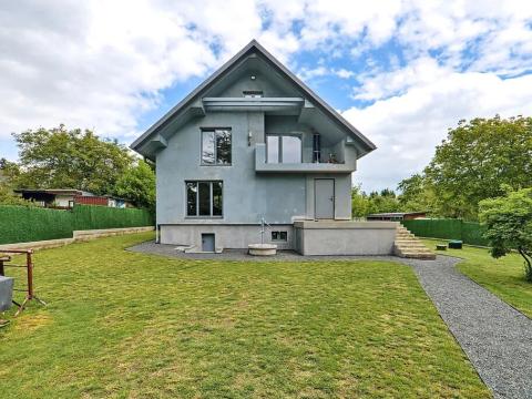 Prodej rodinného domu, Říčany, V Žaludech, 200 m2