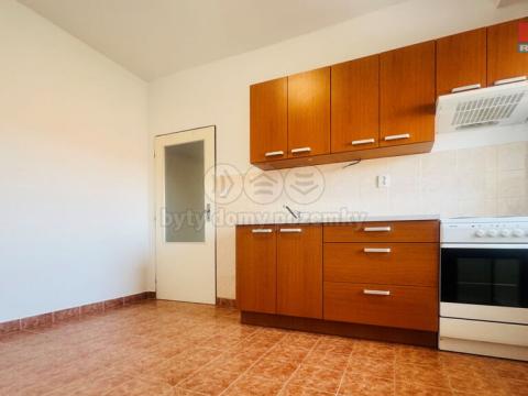 Pronájem bytu 1+1, Rožďalovice - Zámostí, 38 m2