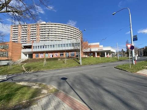 Pronájem obchodního prostoru, Zlín, Okružní, 90 m2