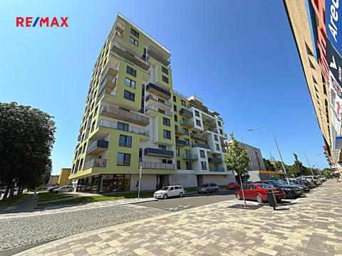 Pronájem bytu 2+kk, Pardubice, Na Spravedlnosti, 57 m2