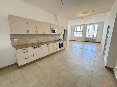 Pronájem bytu 1+kk, Praha - Staré Město, Národní, 67 m2