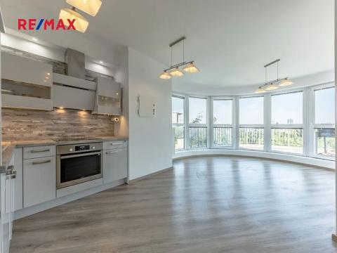 Pronájem bytu 4+kk, Praha - Vršovice, Moskevská, 100 m2