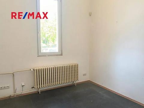 Pronájem kanceláře, Praha - Kobylisy, Horňátecká, 10 m2