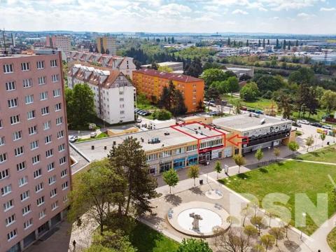 Pronájem kanceláře, Brno, Juliánovské náměstí, 142 m2