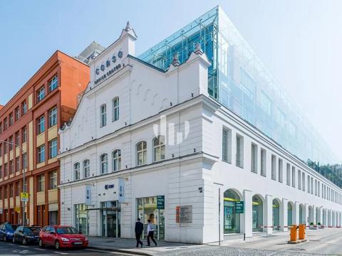 Pronájem kanceláře, Praha - Karlín, Křižíkova, 388 m2