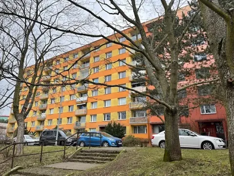 Pronájem bytu 1+1, Ústí nad Labem, Zvonková, 36 m2