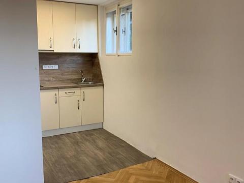 Pronájem bytu 1+kk, Praha - Strašnice, V Rybníčkách, 35 m2