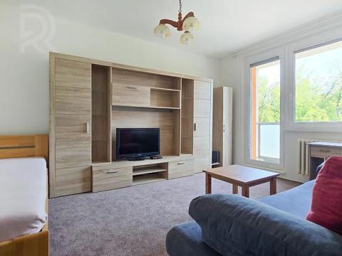 Pronájem bytu 1+1, Praha - Letňany, Dobratická, 31 m2