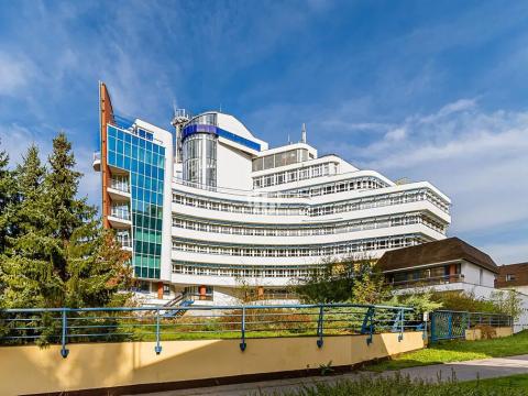 Pronájem kanceláře, Praha - Libeň, Podvinný mlýn, 3500 m2