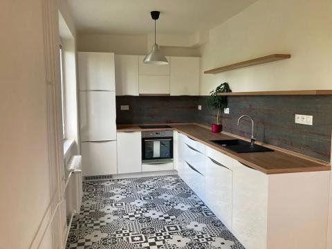 Pronájem bytu 2+kk, Praha, Poděbradská, 53 m2