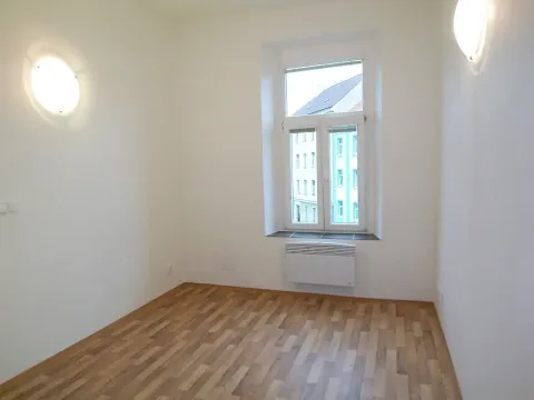 Pronájem bytu 1+kk, Praha - Vysočany, Spojovací, 22 m2