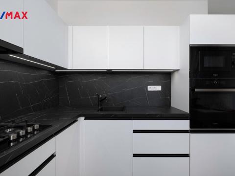 Pronájem bytu 2+1, Ostrava - Zábřeh, Výškovická, 56 m2
