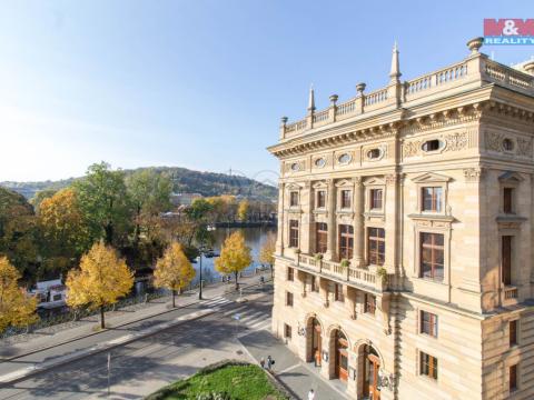 Pronájem bytu 3+1, Praha - Nové Město, Masarykovo nábřeží, 110 m2