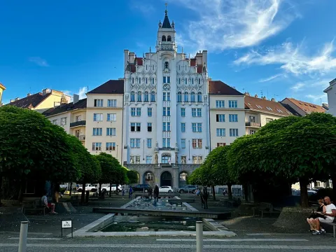 Pronájem bytu 3+kk, Praha - Dejvice, Kyjevská, 75 m2