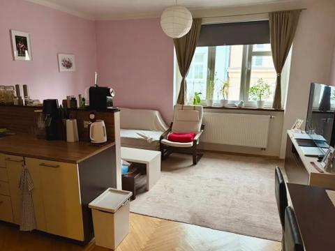 Pronájem bytu 3+kk, Praha - Střešovice, Nad Panenskou, 83 m2