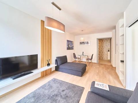 Pronájem bytu 2+kk, Praha - Smíchov, Bieblova, 45 m2
