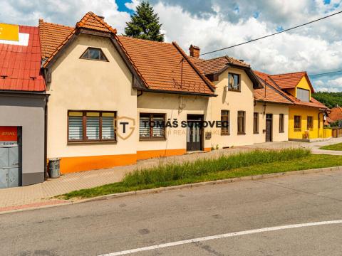Prodej rodinného domu, Vizovice, Palackého Nám., 100 m2
