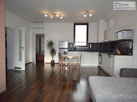 Prodej bytu 2+kk, Brno, Řípská, 65 m2