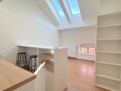 Pronájem bytu 1+kk, Brno, Poštovská, 28 m2