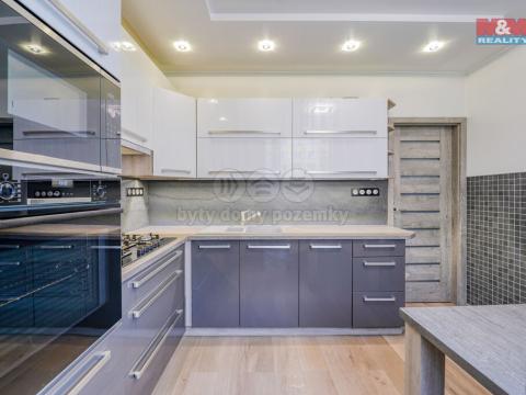 Prodej bytu 3+1, Plzeň - Bolevec, Nýřanská, 82 m2