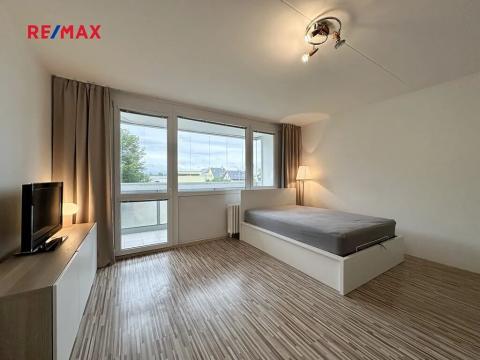 Prodej bytu 1+kk, Praha - Kamýk, Otradovická, 35 m2