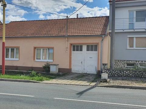 Prodej rodinného domu, Velké Bílovice, Podivínská, 190 m2