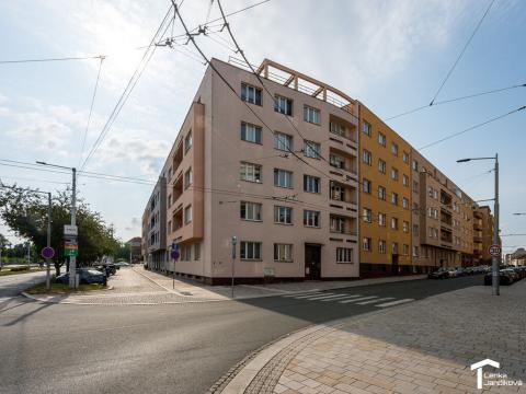 Pronájem bytu 2+kk, Pardubice - Zelené Předměstí, Sladkovského, 67 m2