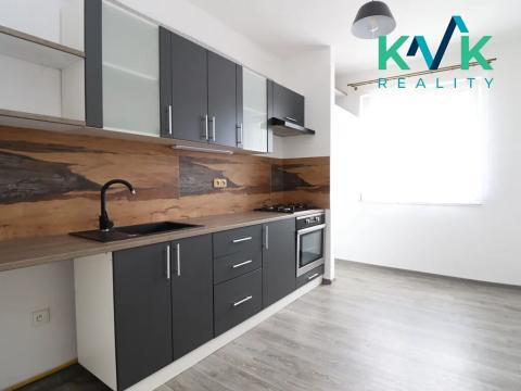 Pronájem bytu 2+1, Nová Role, Školní, 60 m2