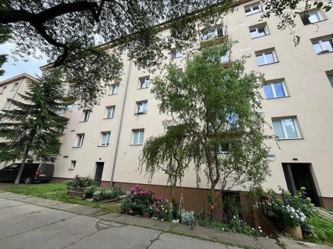 Prodej bytu 2+1, Praha - Strašnice, Na hroudě, 51 m2