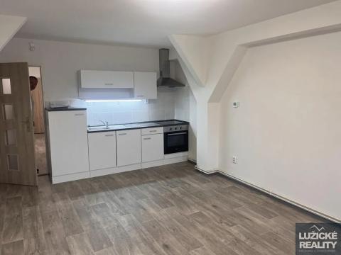 Pronájem bytu 1+kk, Nový Bor, Skalická, 36 m2