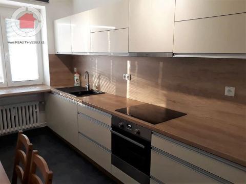 Pronájem bytu 2+1, Veselí nad Moravou, Sokolovská, 55 m2