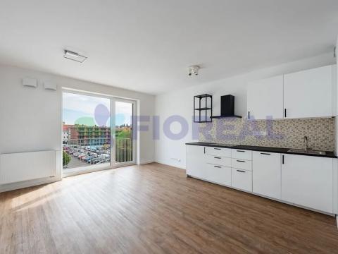 Pronájem bytu 1+kk, Benešov, Dukelská, 33 m2