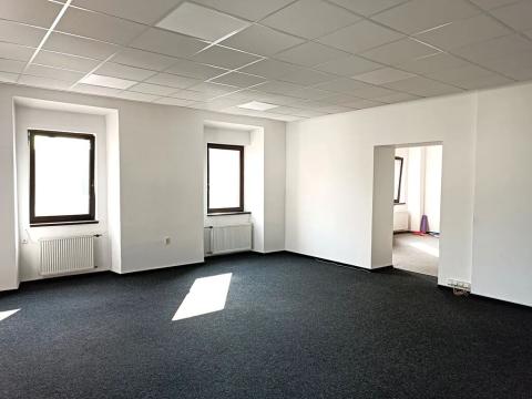 Pronájem kanceláře, Chrudim, Palackého třída, 69 m2