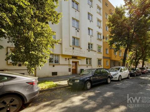 Prodej bytu 2+kk, Plzeň, Guldenerova, 48 m2