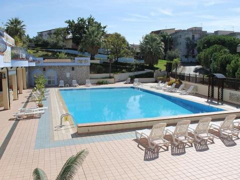 Prodej bytu 3+kk, Via Panoramico, Scalea, Kalábrie, Itálie, 65 m2