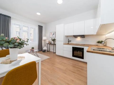 Prodej bytu 2+kk, Praha - Košíře, Holečkova, 45 m2