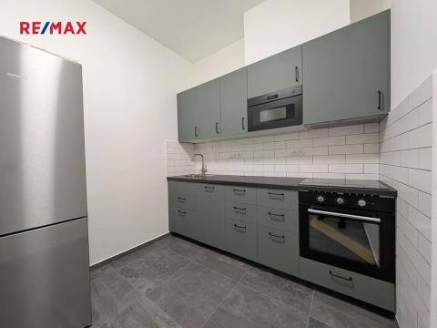 Pronájem bytu 2+1, Praha - Vršovice, Na louži, 59 m2