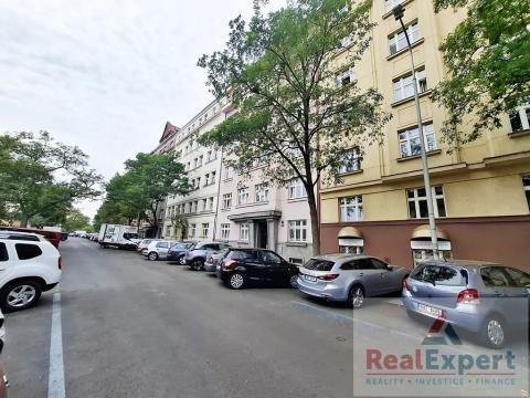 Pronájem bytu 2+1, Praha - Vinohrady, Čáslavská, 59 m2